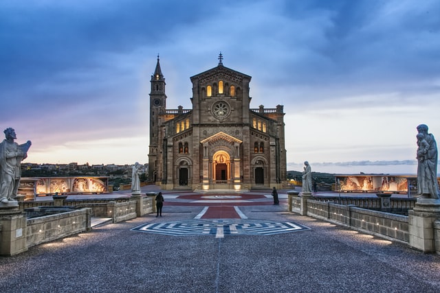 Malta cose da vedere: A Gozo la basilica di Ta Pinu. 